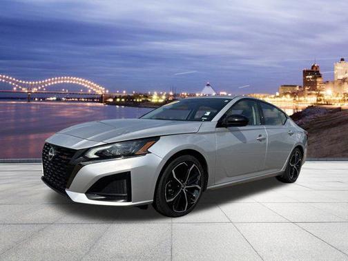 2024 Nissan Altima SR FWD