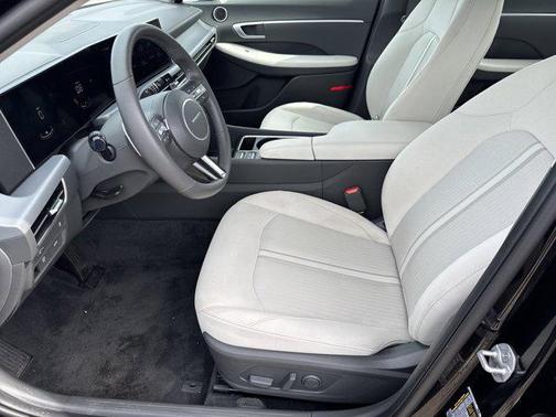 Abyss Black 2026 Hyundai SONATA SEL