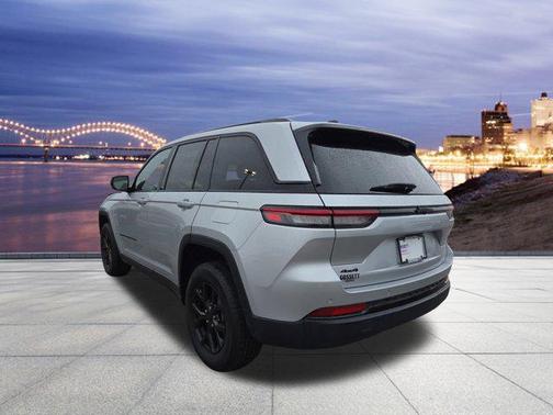 2024 Jeep Grand Cherokee Altitude