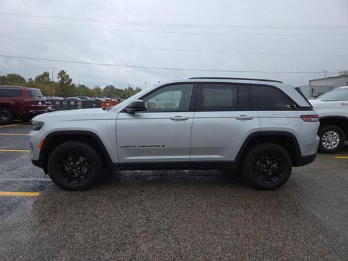 2024 Jeep Grand Cherokee Altitude