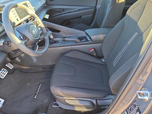 2026 Hyundai ELANTRA Sport