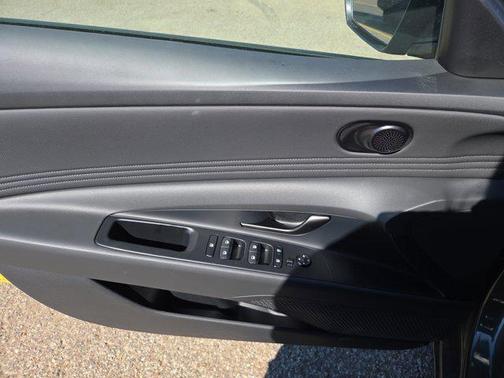 2026 Hyundai ELANTRA Sport