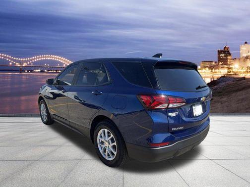 Blue Glow Metallic 2023 Chevrolet Equinox LS