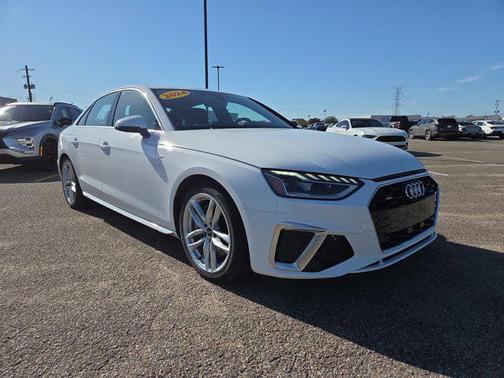 2024 Audi A4 45 S line Premium Plus