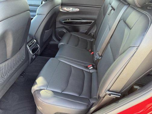 2025 Genesis GV70 2.5T AWD