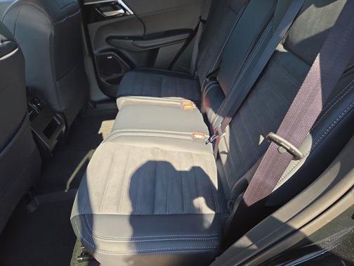 2026 Mitsubishi Outlander LE 2.5 S-AWC