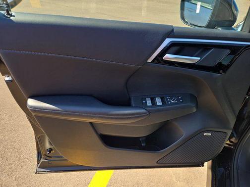 2026 Mitsubishi Outlander LE 2.5 S-AWC