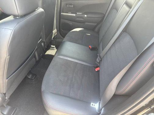 2023 Mitsubishi Outlander Sport 2.0 ES
