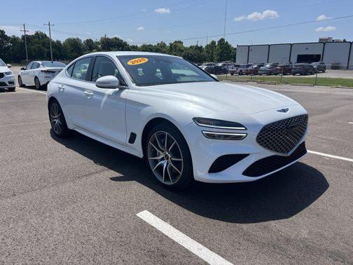 2025 Genesis G70 2.5T RWD