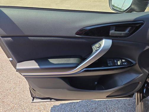 2025 Mitsubishi Eclipse Cross LE