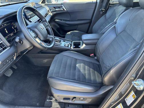 2024 Mitsubishi Outlander PHEV SE S-AWC