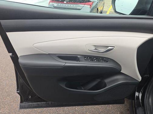 Phantom Black 2026 Hyundai TUCSON SEL