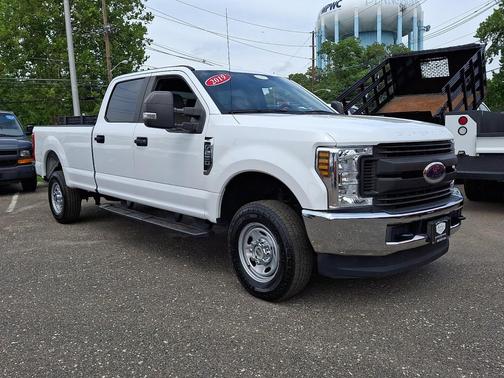 Oxford White 2019 Ford F-250 XL