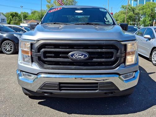 Iconic Silver Metallic 2024 Ford F-150 XLT