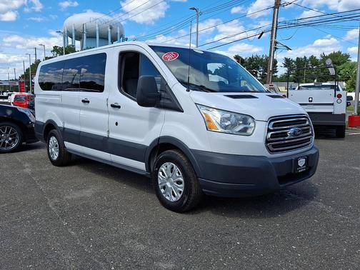 Oxford White 2015 Ford Transit-150 XLT
