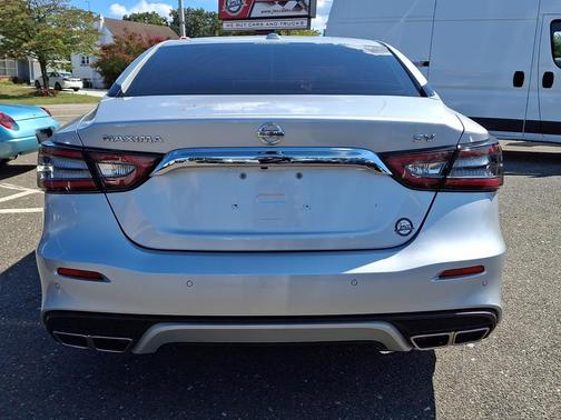 2022 Nissan Maxima SV Xtronic CVT
