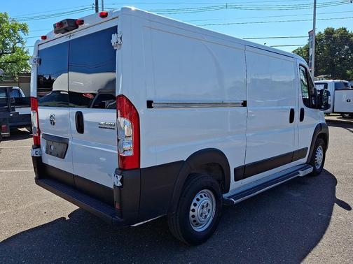 Bright White Clearcoat 2025 RAM ProMaster 2500 Tradesman