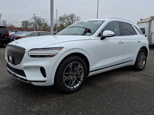 Alta White 2024 Genesis GV70 2.5T AWD