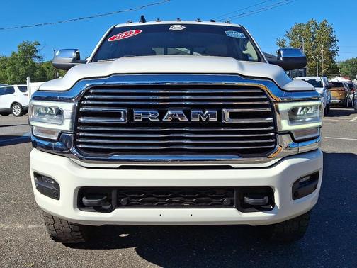 2022 RAM 2500 Laramie Crew Cab 4x4 6'4' Box