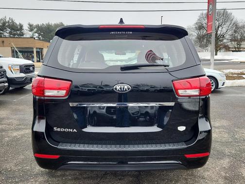 2018 Kia Sedona L