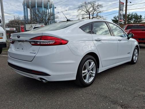 Oxford White 2018 Ford Fusion Hybrid S