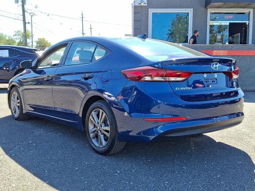 2018 Hyundai ELANTRA Value Edition