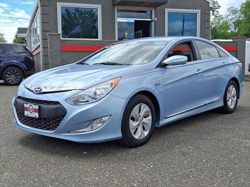 2014 Hyundai SONATA Hybrid Base