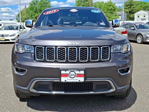 Granite Crystal Metallic Clearcoat 2019 Jeep Grand Cherokee Limited