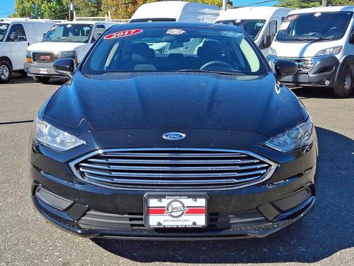 2017 Ford Fusion Hybrid SE
