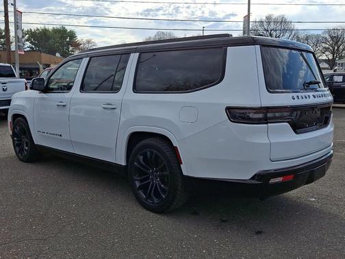 2024 Jeep Grand Wagoneer L Series II 4x4