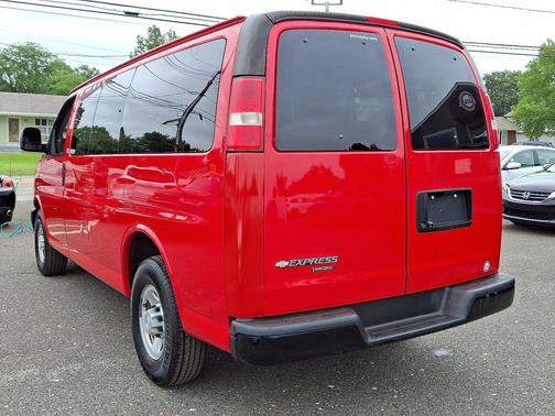 2016 Chevrolet Express 2500 LS
