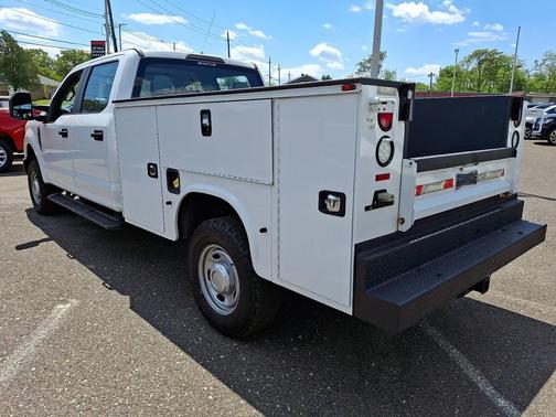 Oxford White 2017 Ford F-350 XLT