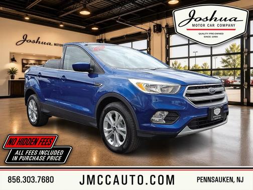 Lightning Blue Metallic 2017 Ford Escape SE