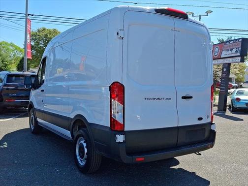 2023 Ford Transit-250 Base