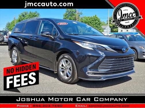 2022 Toyota Sienna Limited 7-Passenger
