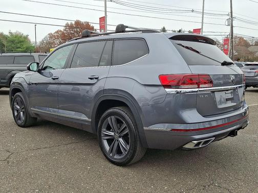 2021 Volkswagen Atlas 3.6L SE w/Technology