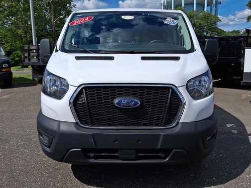 Oxford White 2024 Ford Transit-250 Base