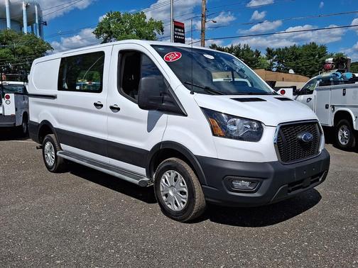 Oxford White 2024 Ford Transit-250 Base