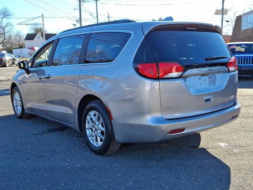 2020 Chrysler Voyager LXI