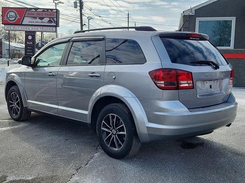2018 Dodge Journey SE