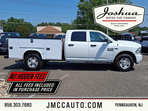Bright White Clearcoat 2017 RAM 3500 Tradesman Crew Cab 4x2 8' Box