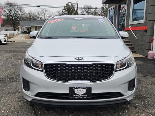 2018 Kia Sedona L