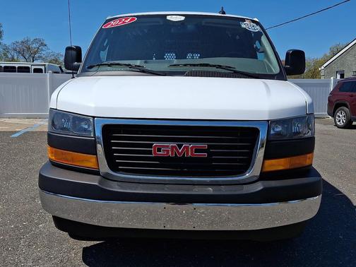 2024 GMC Savana 2500 Work Van