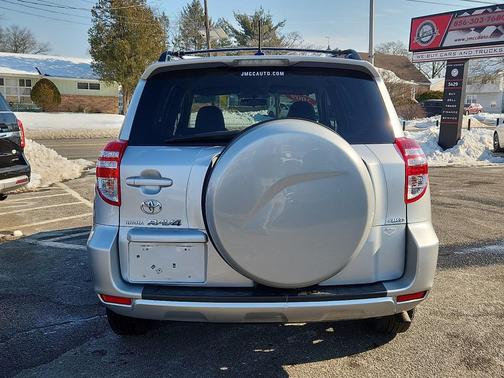 2009 Toyota RAV4 Base