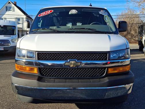 2024 Chevrolet Express 2500 RWD 2500 Regular Wheelbase WT