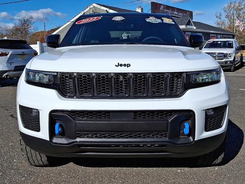 2022 Jeep Grand Cherokee 4xe Trailhawk