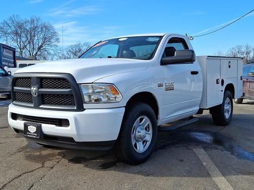 2018 RAM 2500 Tradesman Regular Cab 4x2 8' Box