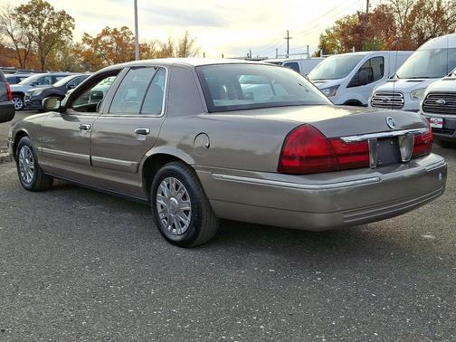 2005 Mercury Grand Marquis GS