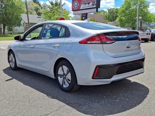 2019 Hyundai IONIQ Hybrid Blue