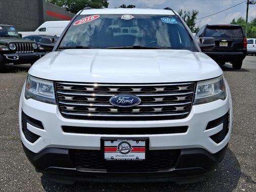 2016 Ford Explorer Base